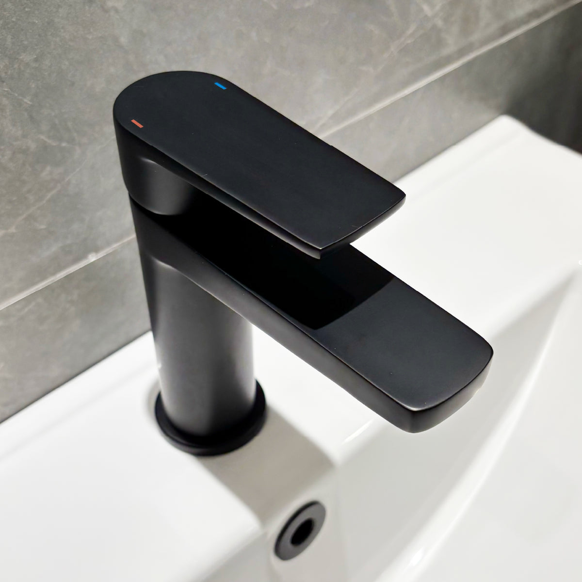 Clody Matt Black Basin Mono Mixer