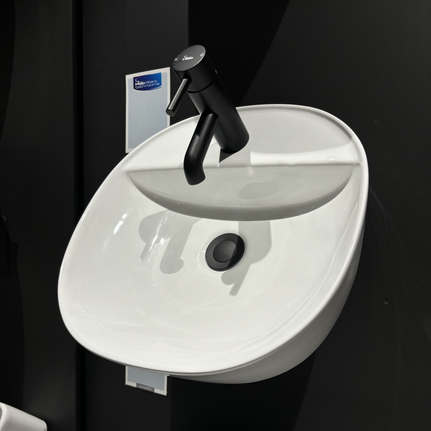 Soft Square Lay On Basin