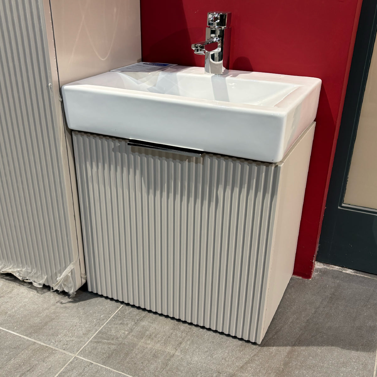 Pedro 500 Cloakroom Unit + Basin- Cashmere