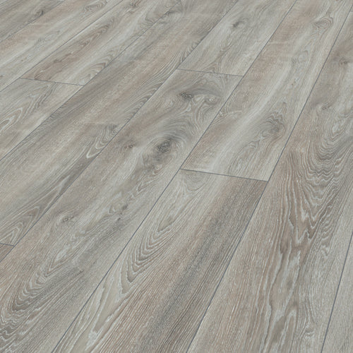 Mammut Plus Wide Long Plank Highland Oak Silver 10mm Laminate Flooring