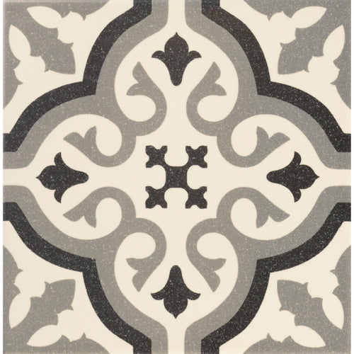 Victorian Florentine pattern tile centre piece in white